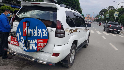 How to Rent a Jeep in Kathmandu